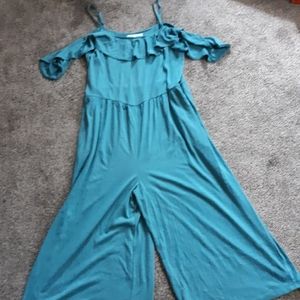 Time and Tru Cold Shoulder Capri Romper